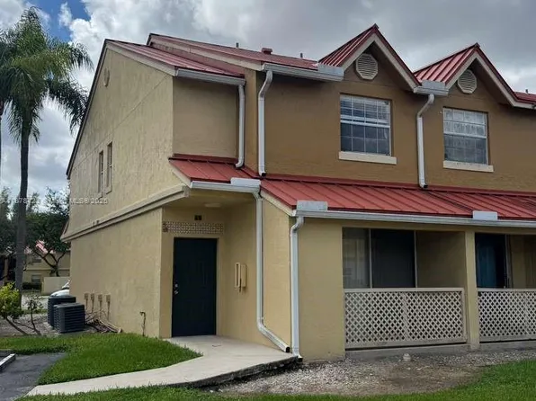 18332 NW 68th Ave APT A, Hialeah, FL 33015