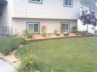 8791 77th St S, Cottage Grove, MN 55016