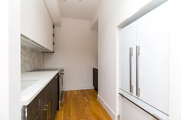 Rented by Nooklyn NYC LLC | media 40