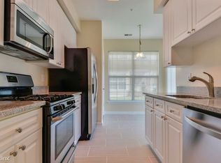5924 Founders Hill Dr UNIT 101B, Alexandria, VA 22310