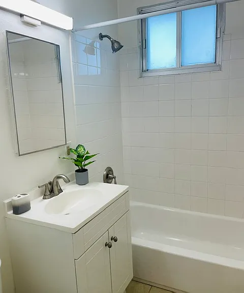 955 Hillcrest St #2 — Photo 7