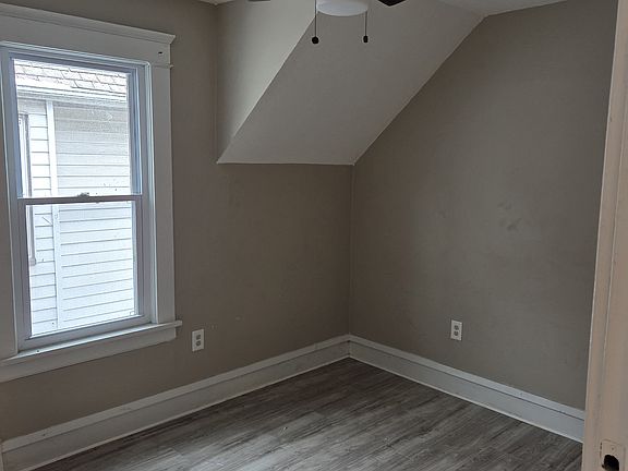 3rd image of 2069 W 83rd St Unit 2