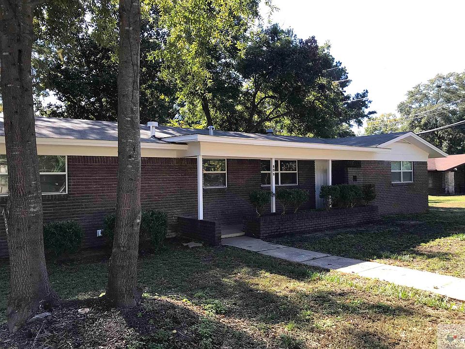 1st image of 809 Westlawn Dr