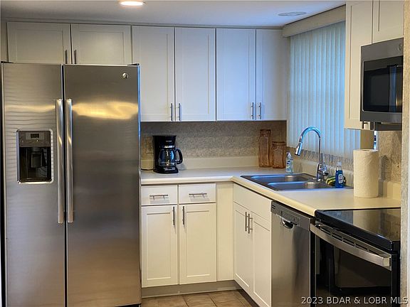 3rd image of 26 W Casa Del Rio Dr #1