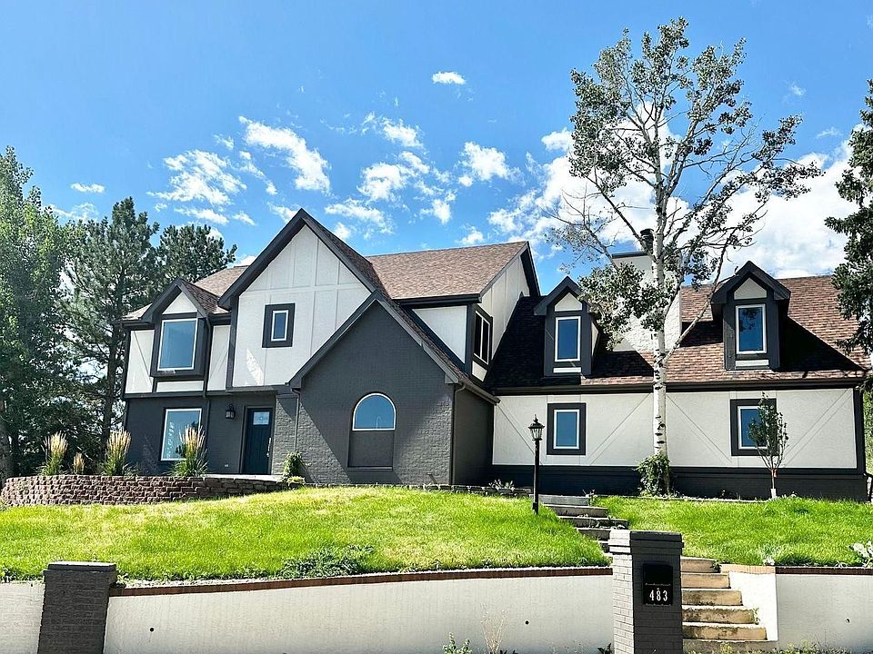 1st image of 483 Wembley Ct