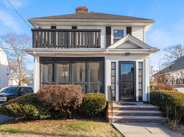 48 Clifford St, Hyde Park, MA 02136