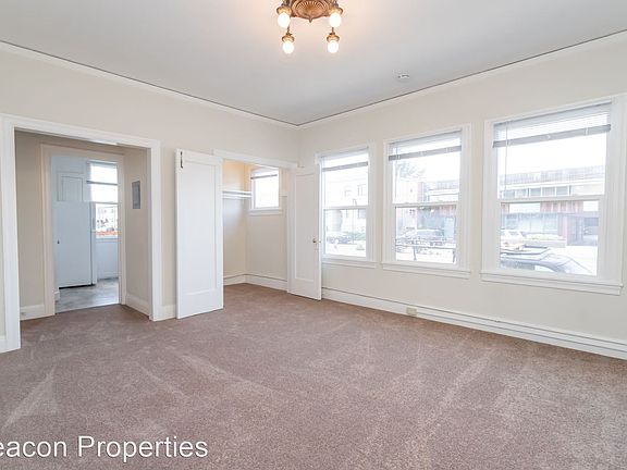 3rd image of 429 40th St APT 1