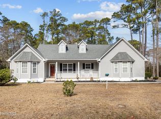 300 Crestwood Dr, Newport, NC 28570