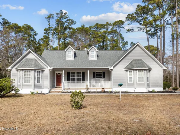 300 Crestwood Drive, Newport, NC 28570