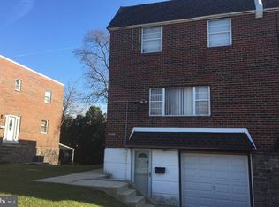11717 Lockart Rd, Philadelphia, PA 19116