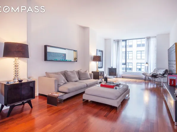 255 Hudson Street image 1 of 7