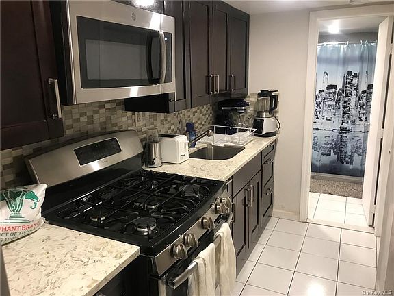 4th image of 1145 Virginia Ave