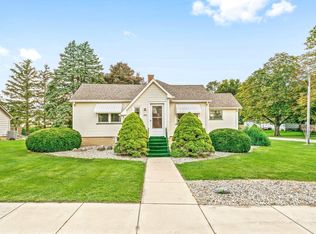 200 S Union St, Leland, IL 60531