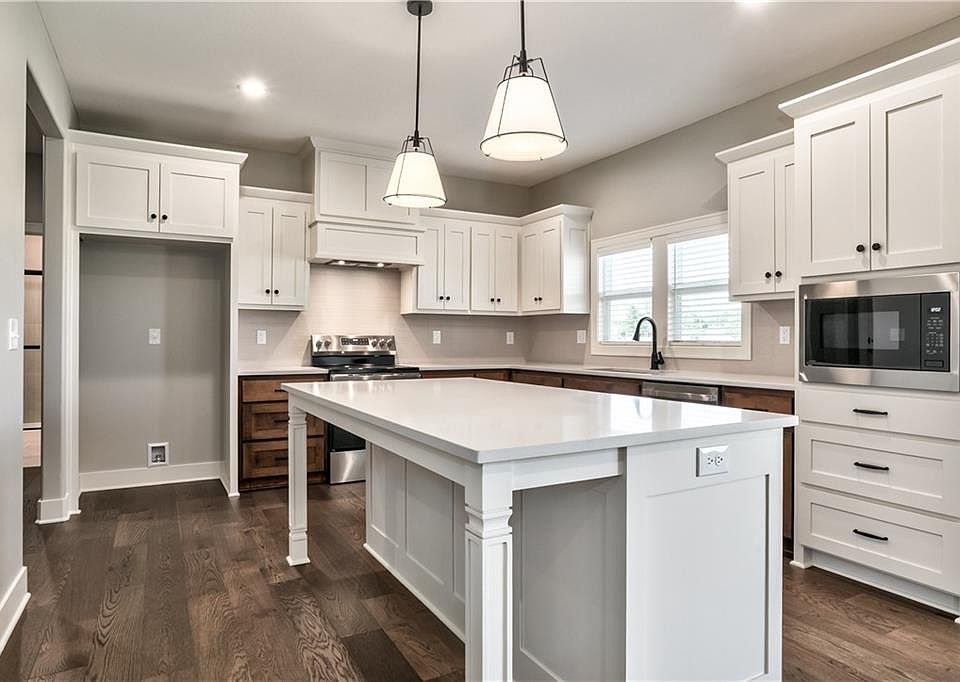 16978 S Brentwood St, Olathe, KS 66062 | MLS #2633951 | Zillow