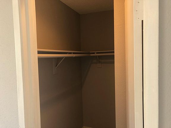 3rd image of 4212 47th St APT 3