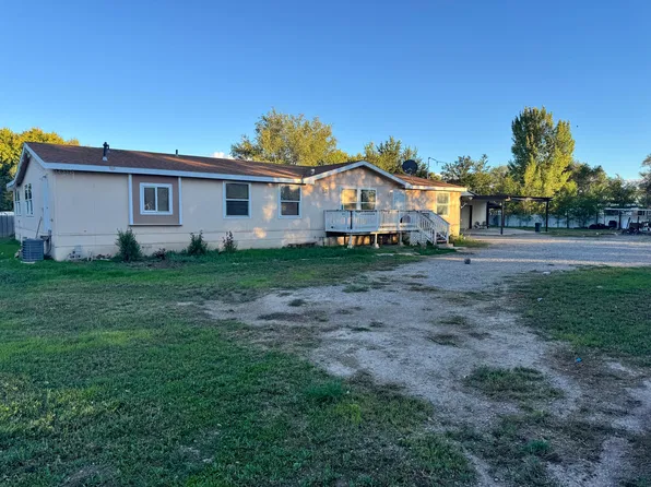 1 Lori Ann Ln, Belen, NM 87002