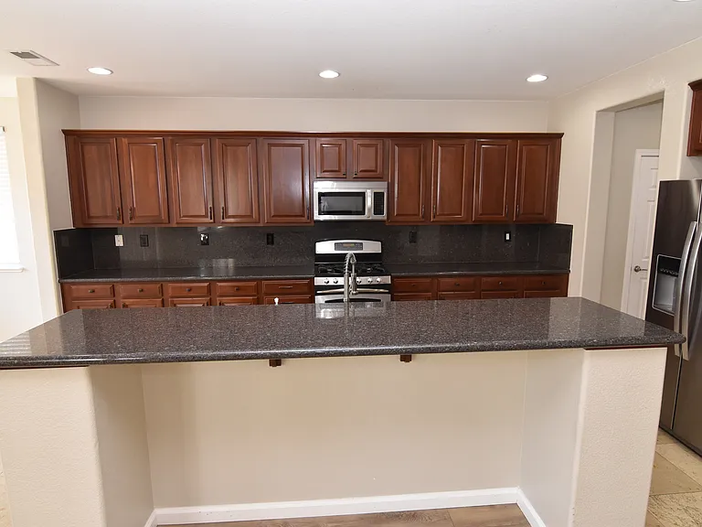 6773 Kiskadee Dr — Photo 7