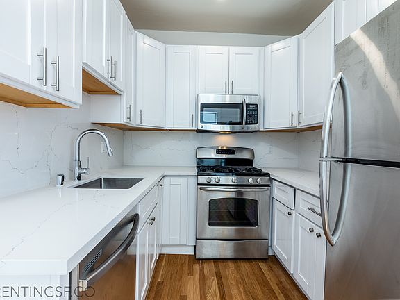 4th image of 2845 Pierce St APT 204