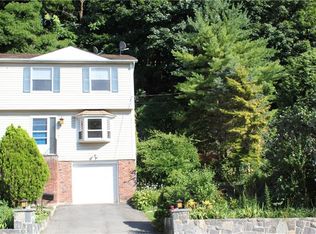 160 Maple St, Croton On Hudson, NY 10520