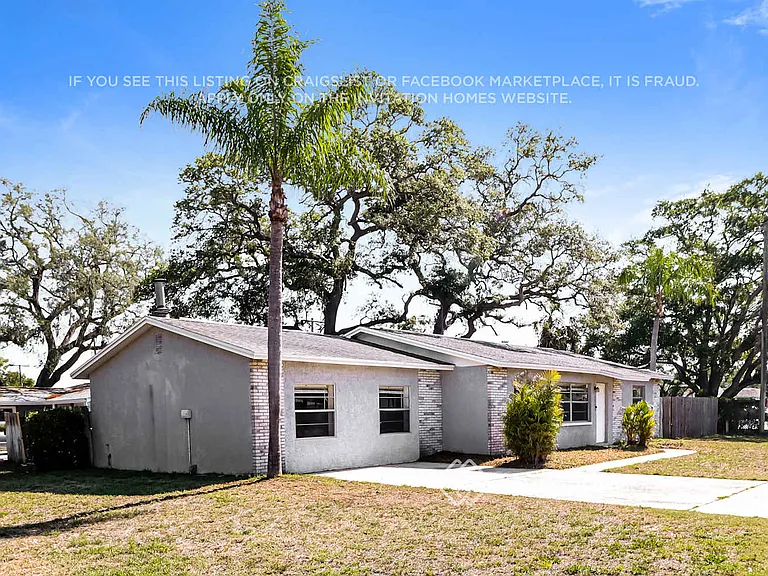 992 Union St — Photo 3