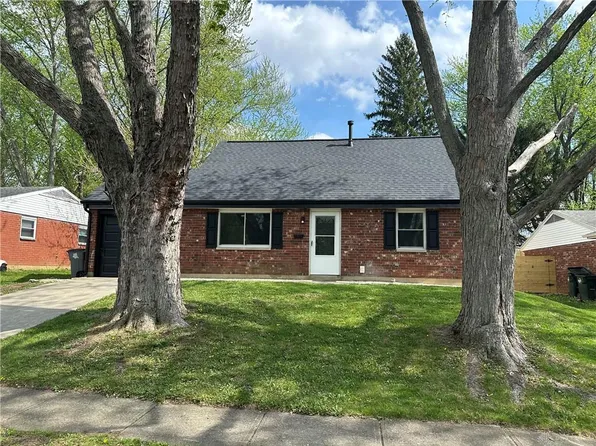 1329 Lee Rd, Troy, OH 45373