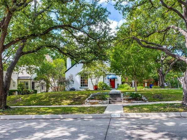 2300 Warner Rd, Fort Worth, TX 76110