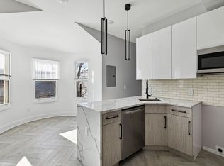 862 N 41st, Philadelphia, PA 19104