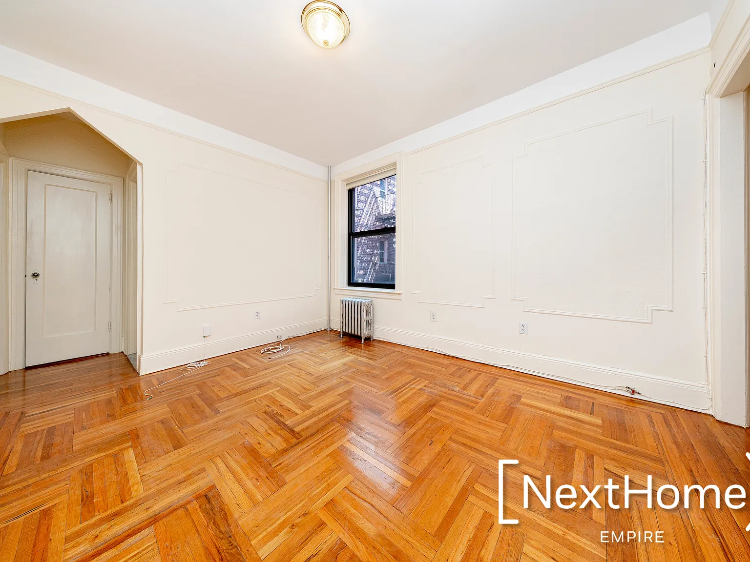 28-28 42nd Street — Photo 2