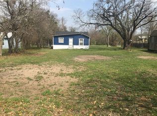1104 N Hackberry St, Lampasas, TX 76550