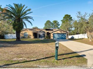 7261 Madrid Rd, Weeki Wachee, FL 34613
