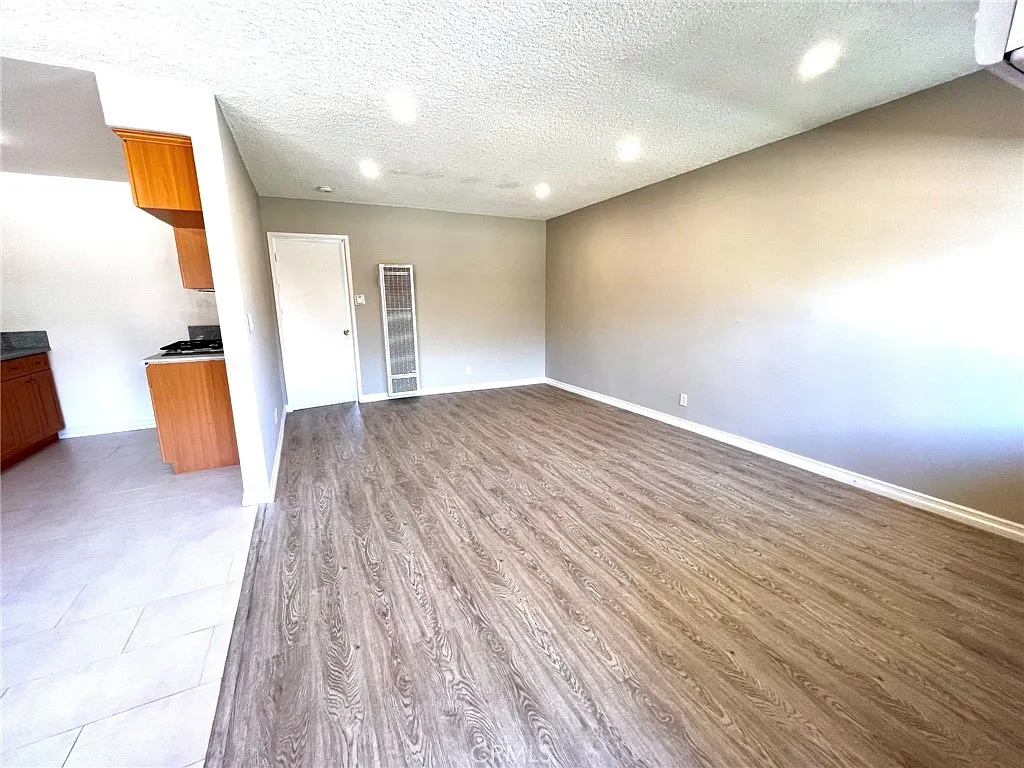 Building Photo - 2306 Mira Vista Ave #7