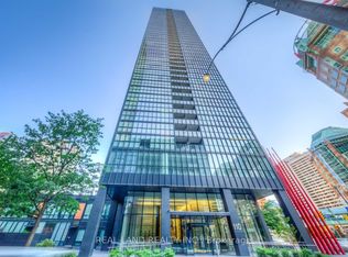 110 Charles St E #4005, Toronto, ON M4Y 1T5