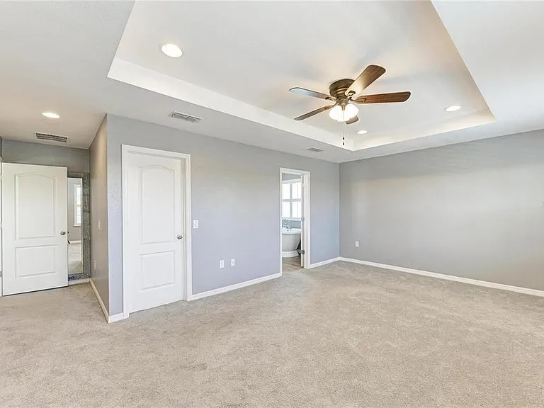 2084 La Palma Ave — Photo 19
