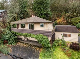 9725 NW Rosaria Ave, Portland, OR 97231