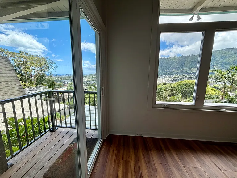3233 Paty Dr — Photo 8