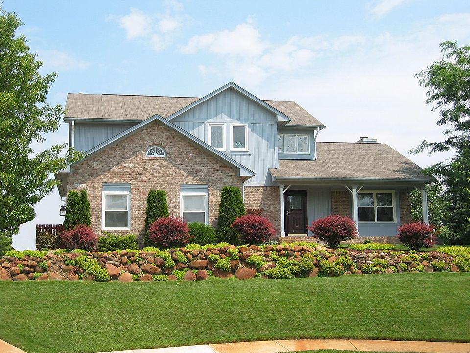 1st image of 2215 Estates Dr
