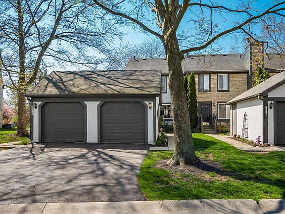 2nd image of 6985 Muirfield Dr