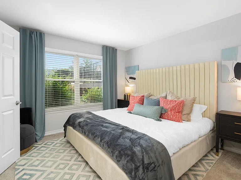 Vida Apartments — Photo 37