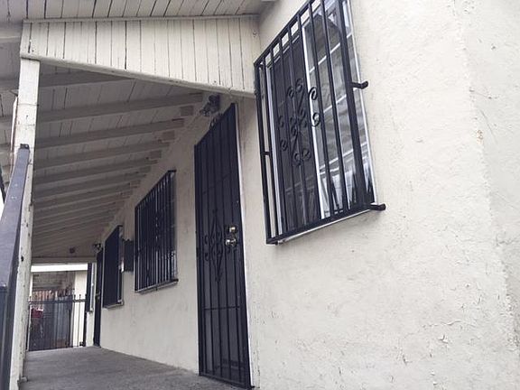 3rd image of 636 S Bonnie Beach Pl
