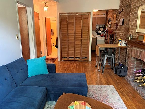 4th image of 114 W 74th St APT 3A