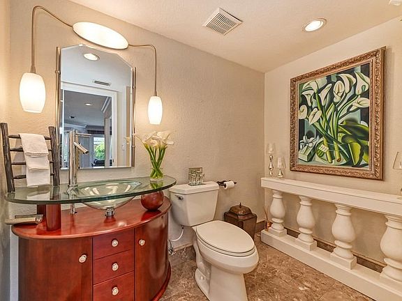 4th image of 8544 Vintage Park Dr
