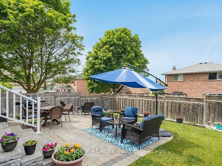 79 Kinzie Ln — Photo 3