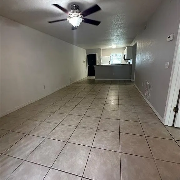 25050 Sandhill Blvd #A1 — Photo 8