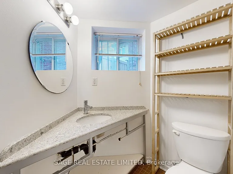 532 Brunswick Ave #LOWER — Photo 12
