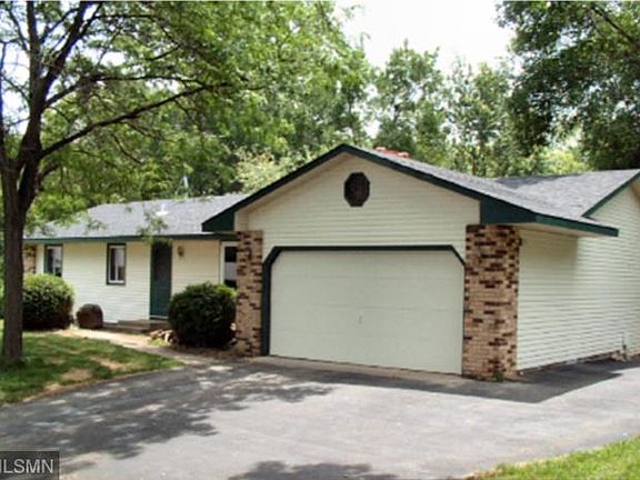 2nd image of 1501 Chateaulin Ln