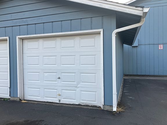 3rd image of 166 Virginia St Suite C