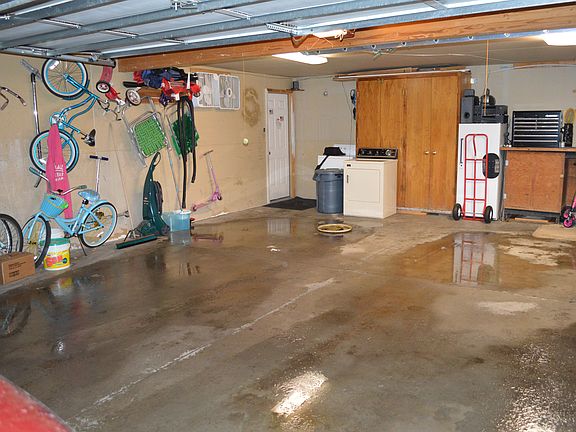 4th image of 1900 Burlwood Dr