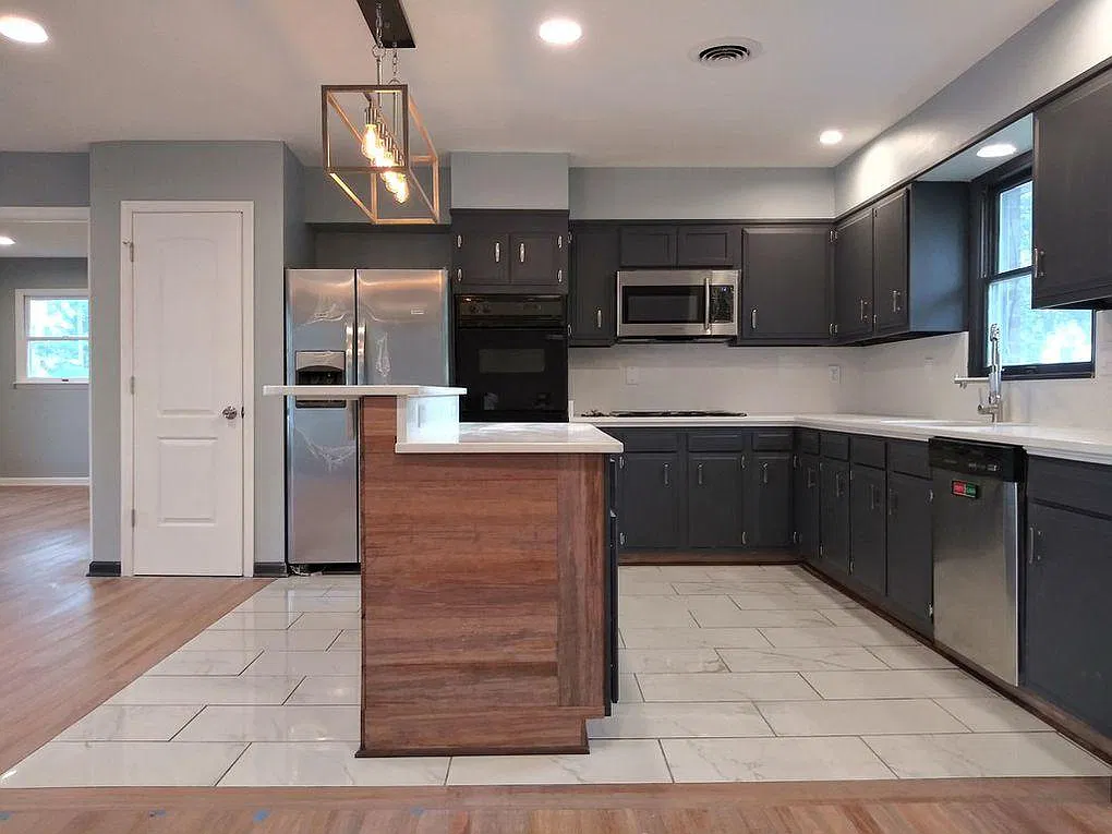 4 bed, 1680 sqft, $2,750 — Photo 2