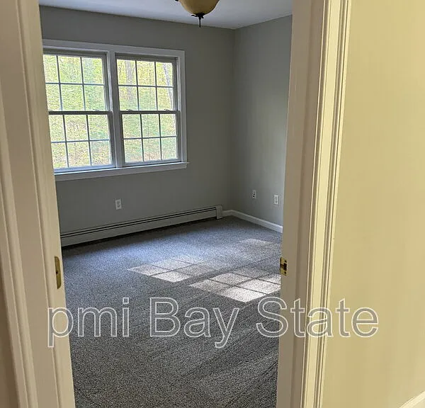 164 South St — Photo 15