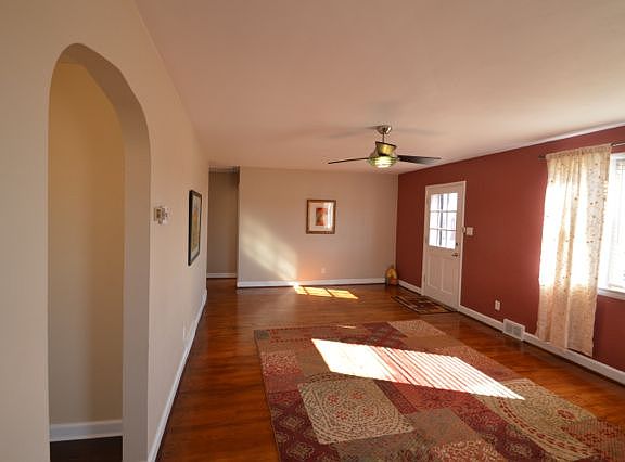 2nd image of 1750 W Market St